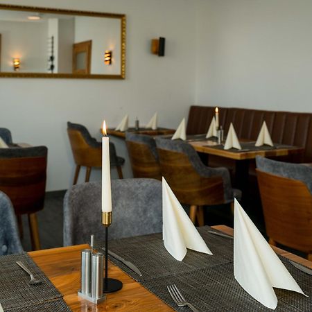 Roca Restaurant Und Hotel Bommersheim Eksteriør billede