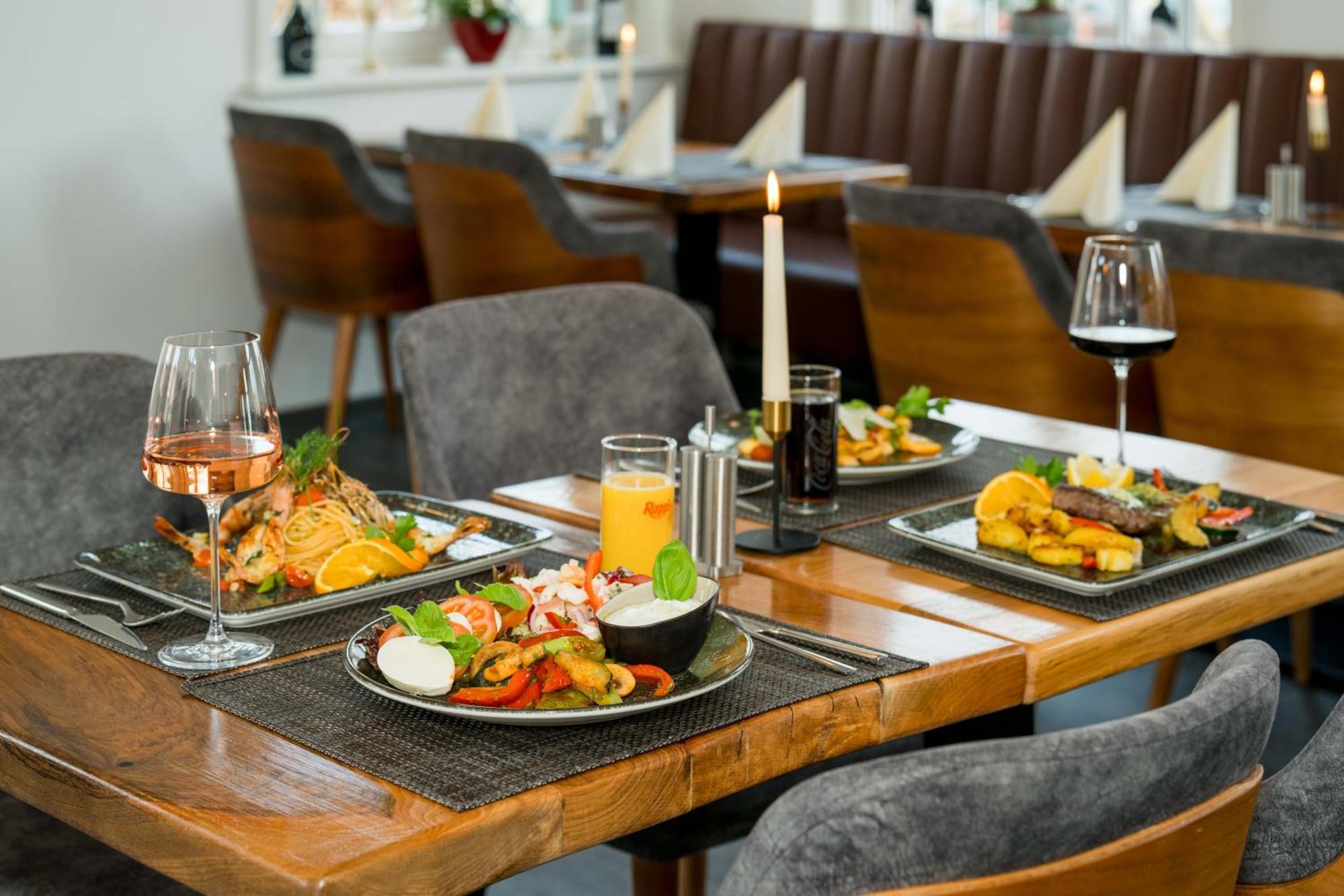 Roca Restaurant Und Hotel Bommersheim Eksteriør billede