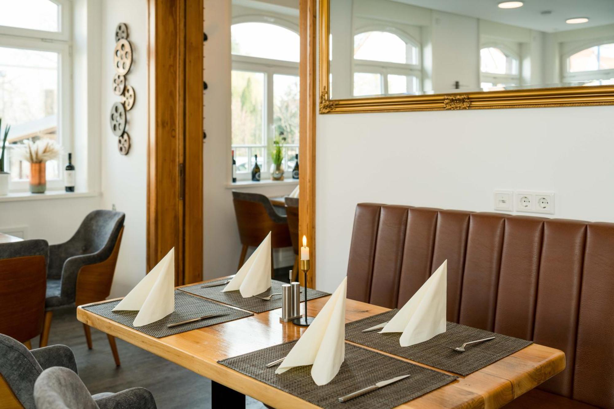 Roca Restaurant Und Hotel Bommersheim Eksteriør billede